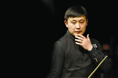 帮助他纠正 帮助他纠正